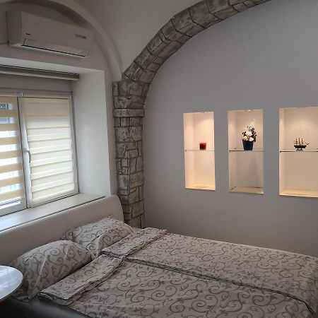 Apartment Zemun Old Town Center Belgrado Exterior foto