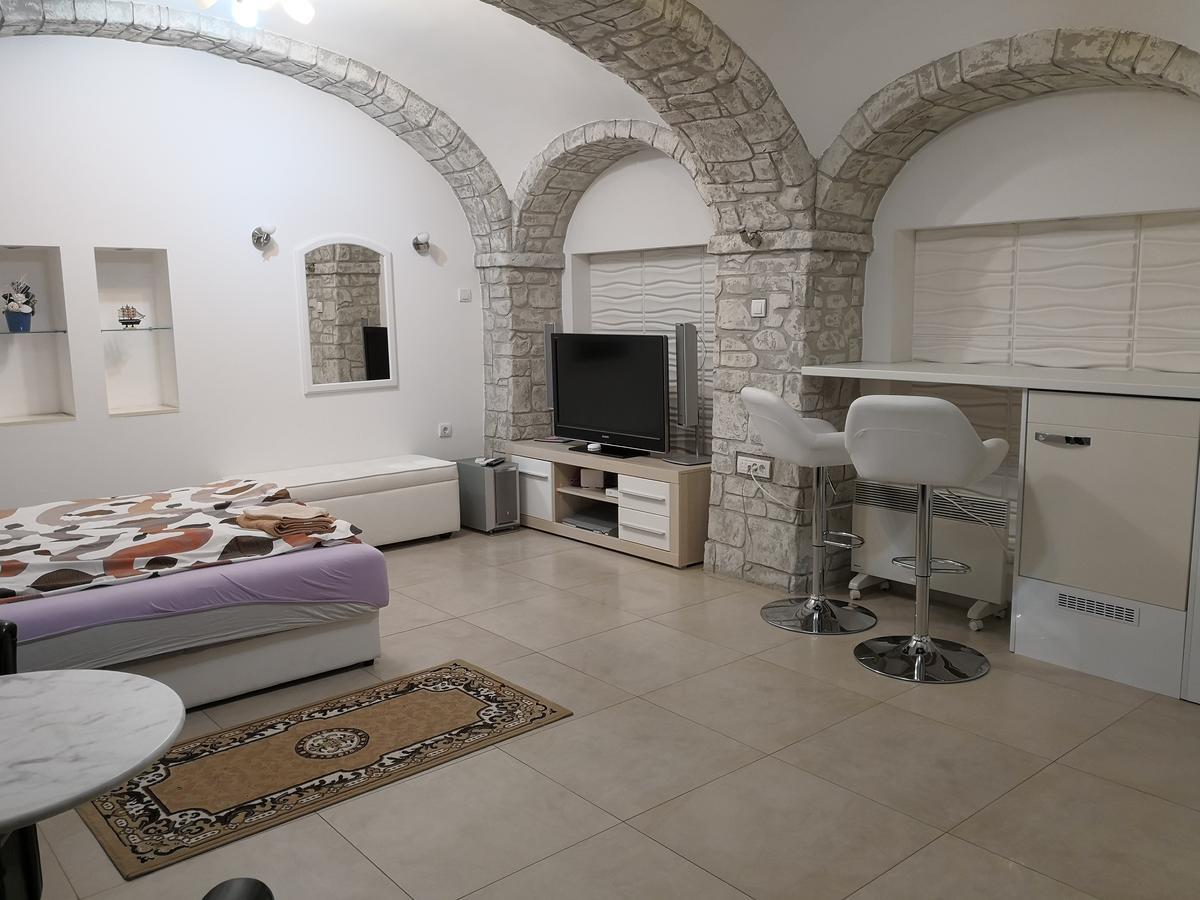 Apartment Zemun Old Town Center Belgrado Exterior foto