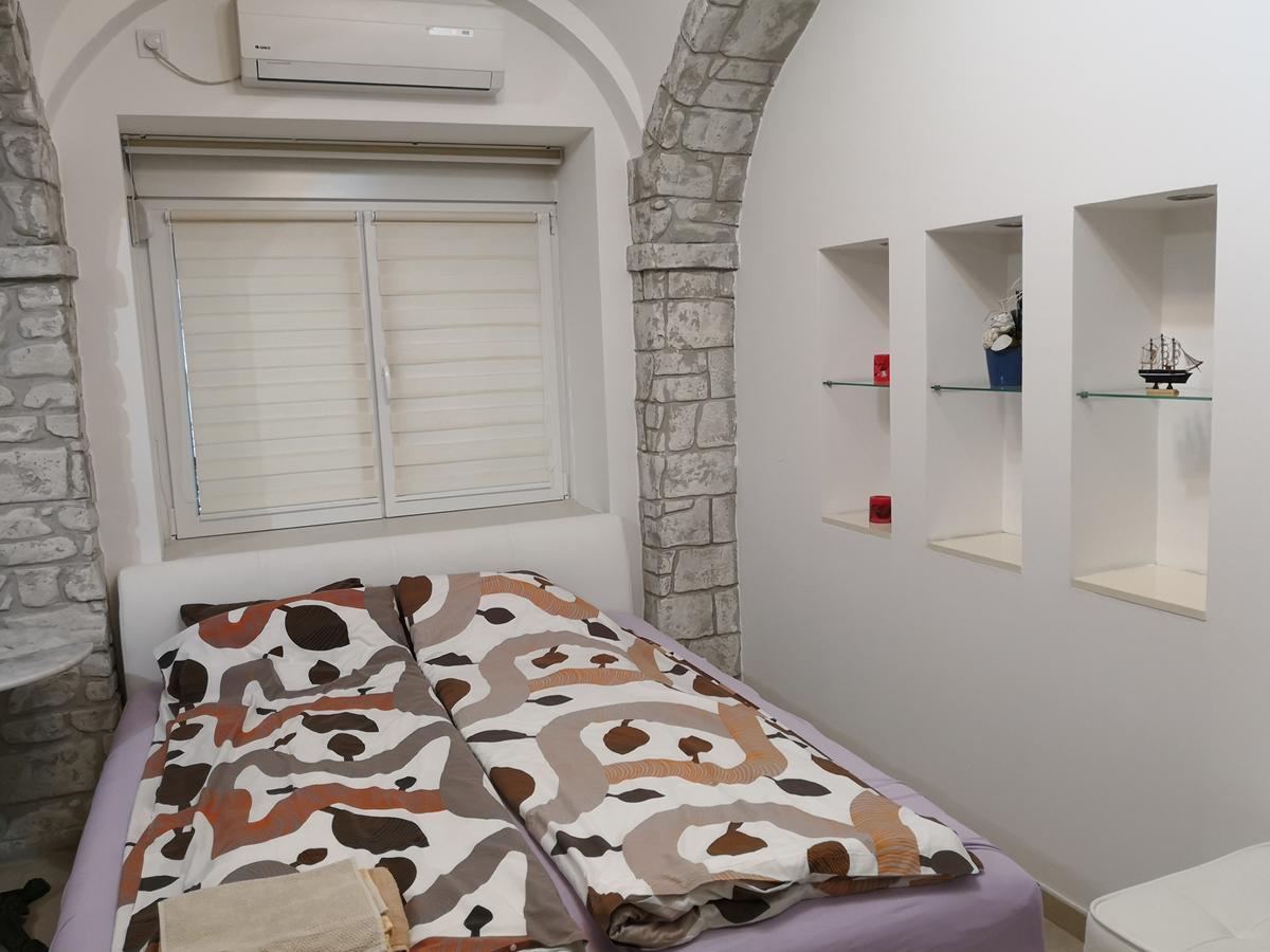 Apartment Zemun Old Town Center Belgrado Exterior foto