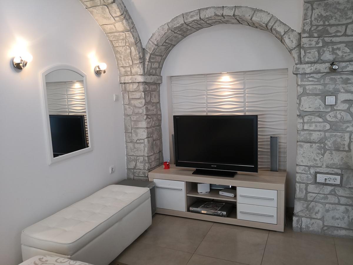 Apartment Zemun Old Town Center Belgrado Exterior foto